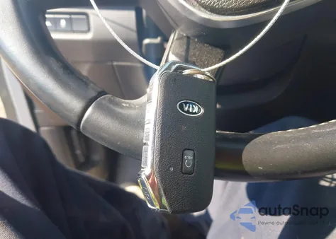 2021 Kia Telluride Lx z USA, uszkodzony, nr VIN 5XYP2DHCXMG139907